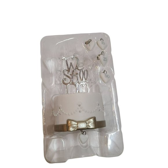 Hallmark Keepsake Christmas Ornament 2017 We Still Do Holiday Christmas NWT - Picture 4 of 11